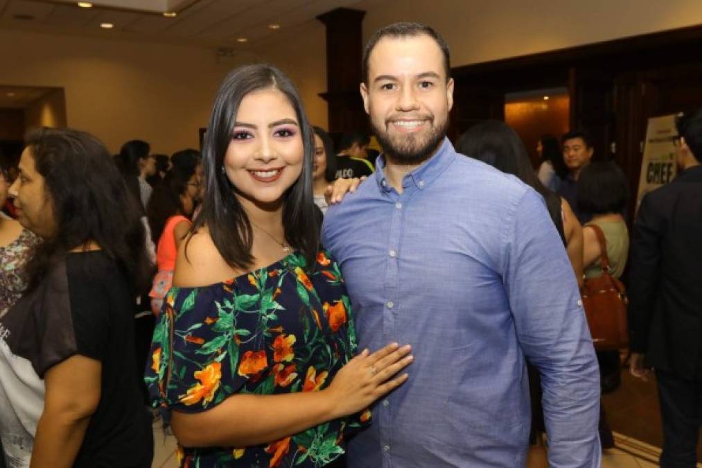 Alejandra Murillo y Caleb Fernández.