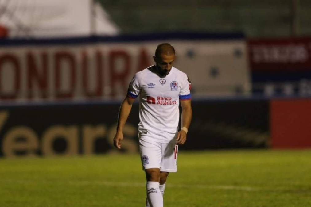 Ezequiel “Topo” Aguirre, delantero argentino del Olimpia, fue el villano ante América al dejar escapar la oportunidad de abrir el marcador.