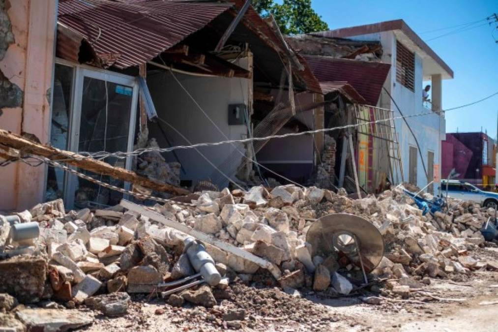 Varias casas quedaron destruidas en su totalidad.