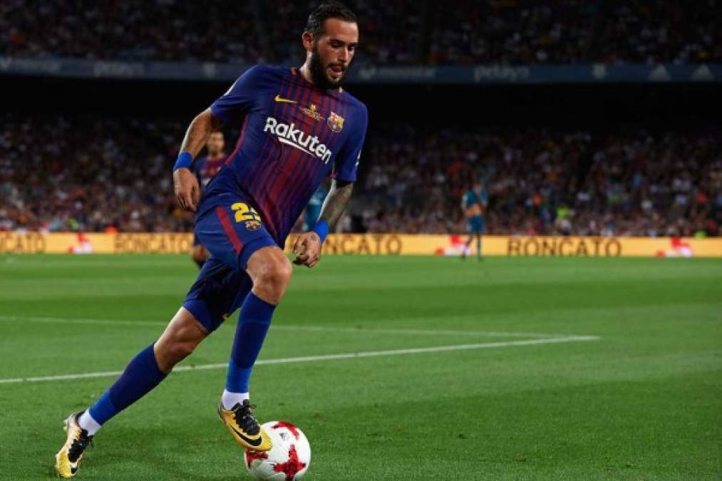 Aleix Vidal no se va del FC Barcelona y sigue en el equipo.