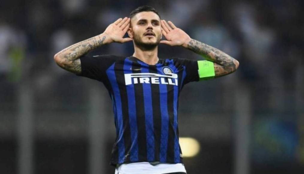 Según el Corriere della Sera, el agente de Icardi pidió a los responsables del Inter para doblar su salario, o sea, el goleador argentino pasaría a recibir nueve millones de euros por temporada y estaría disponible para moverse en la cláusula de rescisión, que se estima en 110 millones de euros.