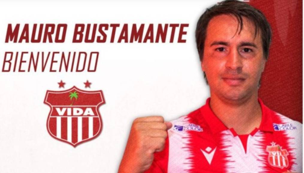 Mauro Bustamante: Delantero argentino que ha sido separado de las filas del Vida. No llenó las expectativas en el cuadro ceibeño.