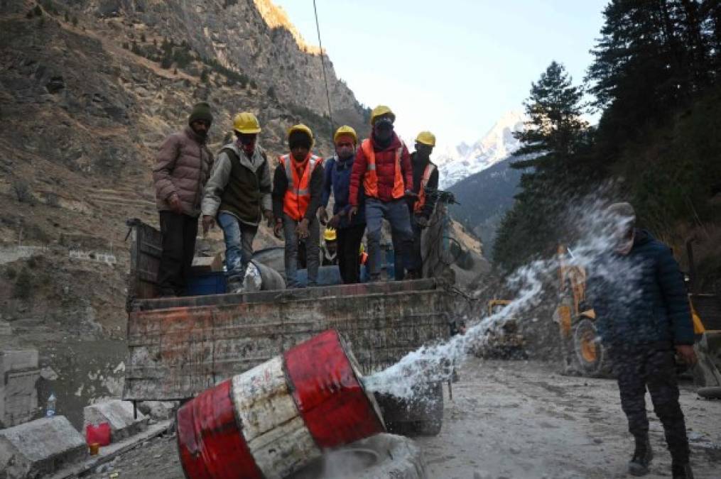 La fundición de un cuarto del hielo del Himalaya que se ha observado en los últimos cuatro décadas es imputable al aumento de las temperaturas.