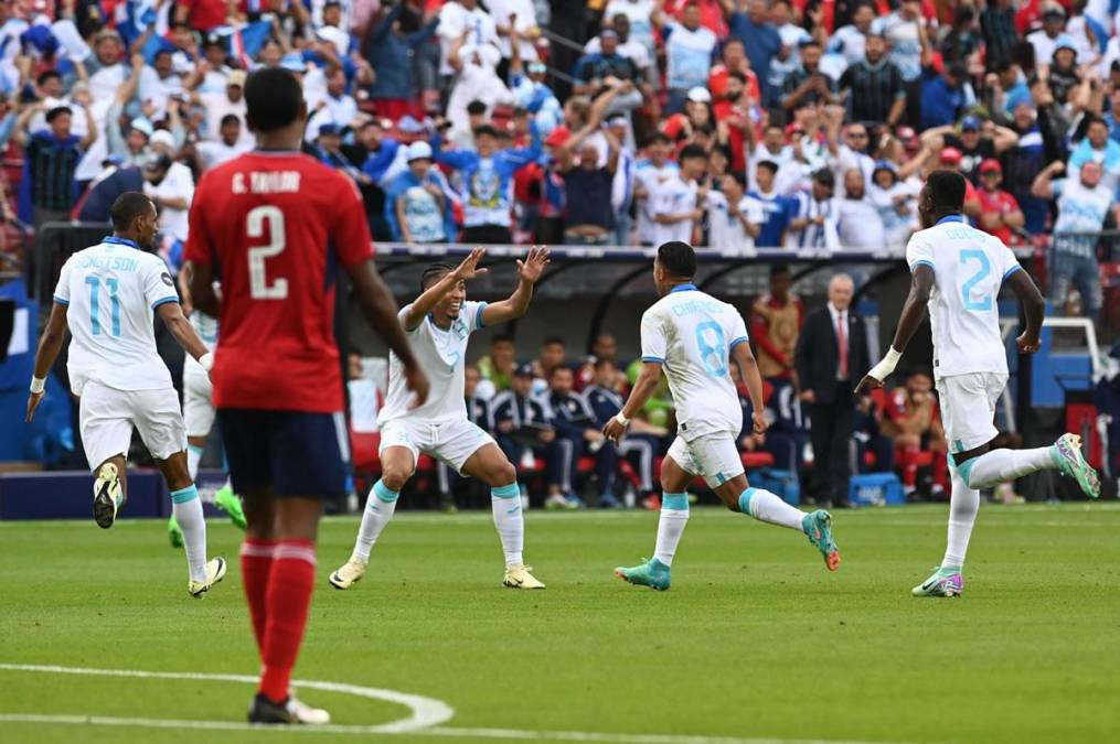 Honduras comenzó ganando ante Costa Rica, pero los ticos remontaron.