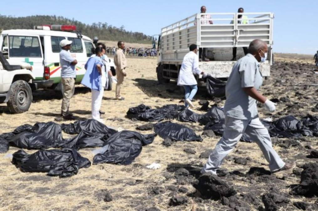 El aparato debía aterrizar en Nairobi hacia las 10H30 (07H30 GMT). Las condiciones meteorológicas eran buenas el domingo por la mañana en la capital etíope.