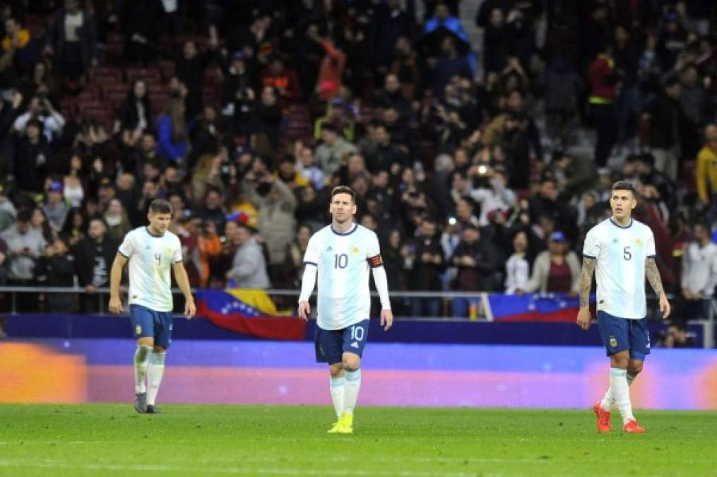 Messi no tuvo un esperado regreso a la albiceleste.