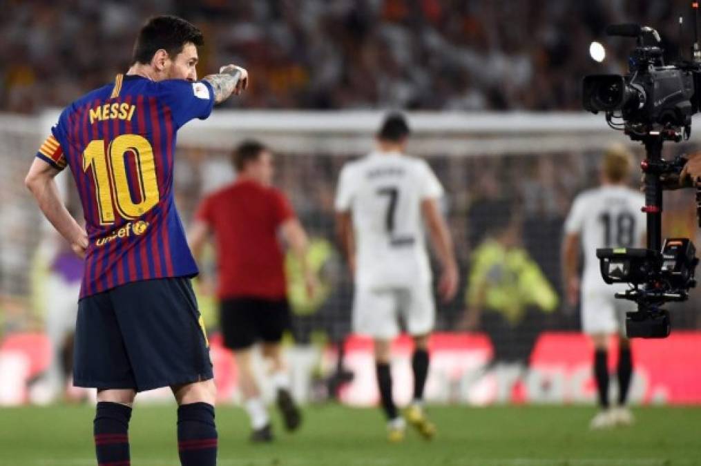 Lionel Messi estaba decepcionado tras perder la final de Copa del Rey.