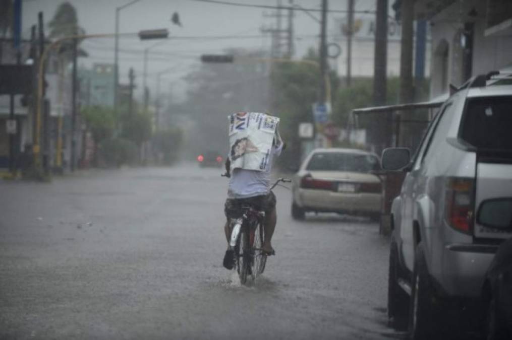 Escuinapa, en Sinaloa y con unos 30,000 habitantes, es uno de los potenciales puntos de paso de Willa, que según la Comisión Nacional del Agua mexicana llegará a tierra 'en el margen de la categoría 2 y 3'.