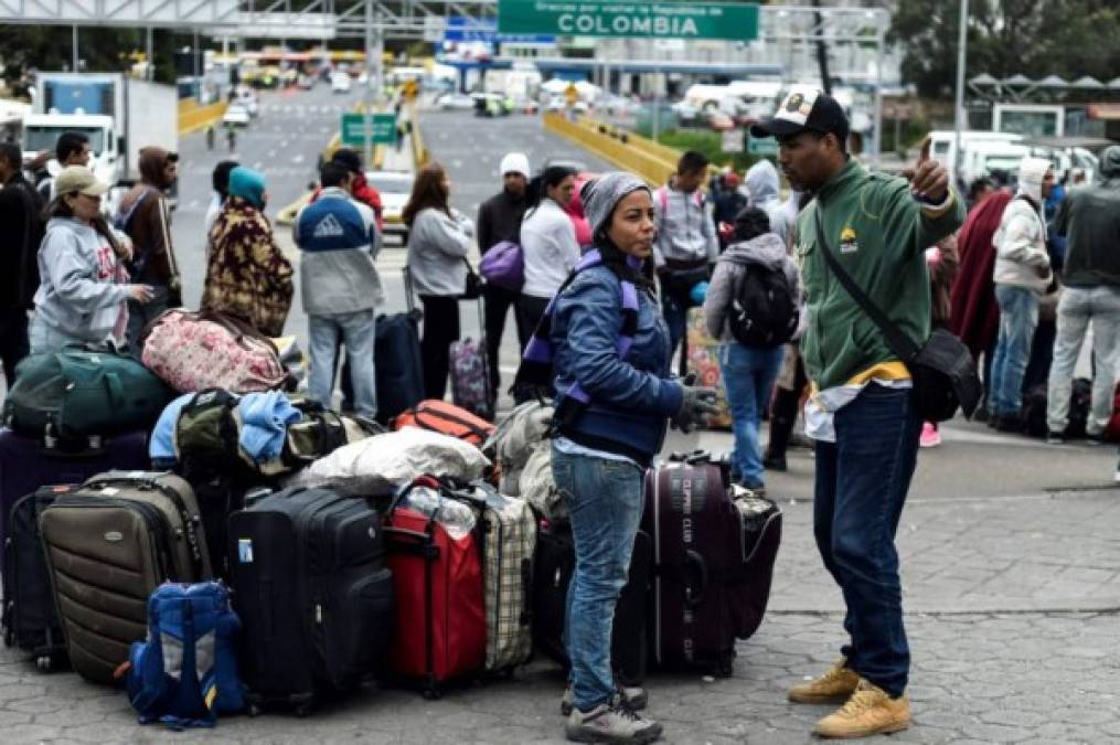 El sábado de la semana pasada el Perú registró una nueva cifra récord de ingreso, en un solo día, de ciudadanos venezolanos al Perú, alcanzando los 5.100 venezolanos.<br/>