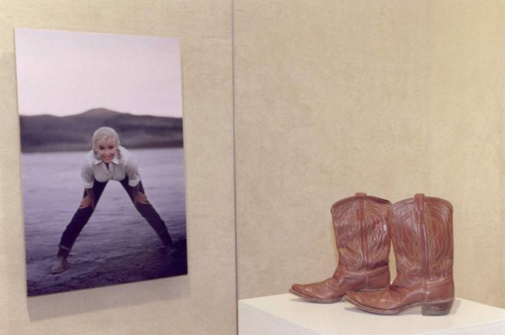 Botas de Marilyn Monroe que lució en su última película 'The Misfits Marilyn Monroe'. El precio se calcula entre 4,000 y 6,000 dólares.