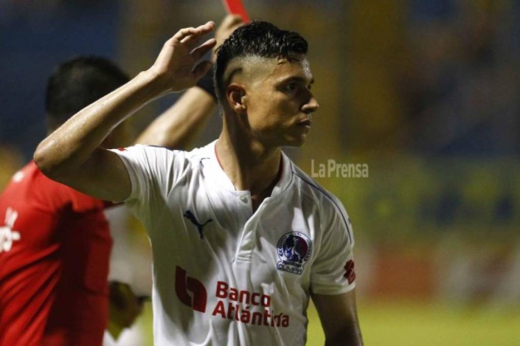 Gerson Rodas: El mediocampista anunció sorpresivamente su salida del Olimpia tras dos años de estar en el club. 'Fue un privilegio haber jugado en uno de los más grandes de Honduras', dijo.