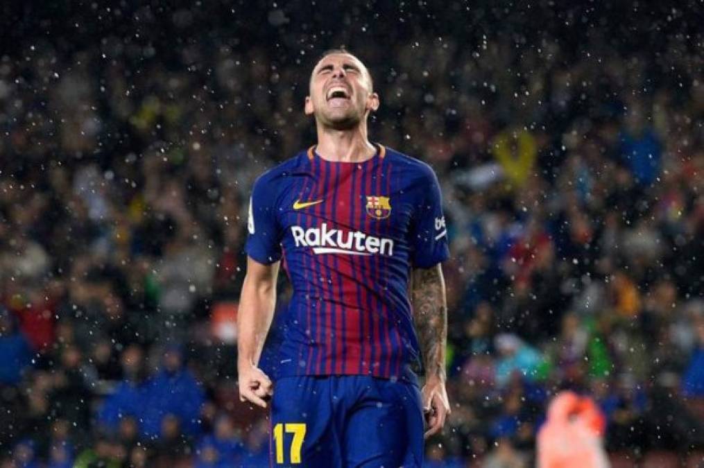 Paco Alcácer: Delantero de 24 años de edad que tampoco entra en los planes de Ernesto Valverde.