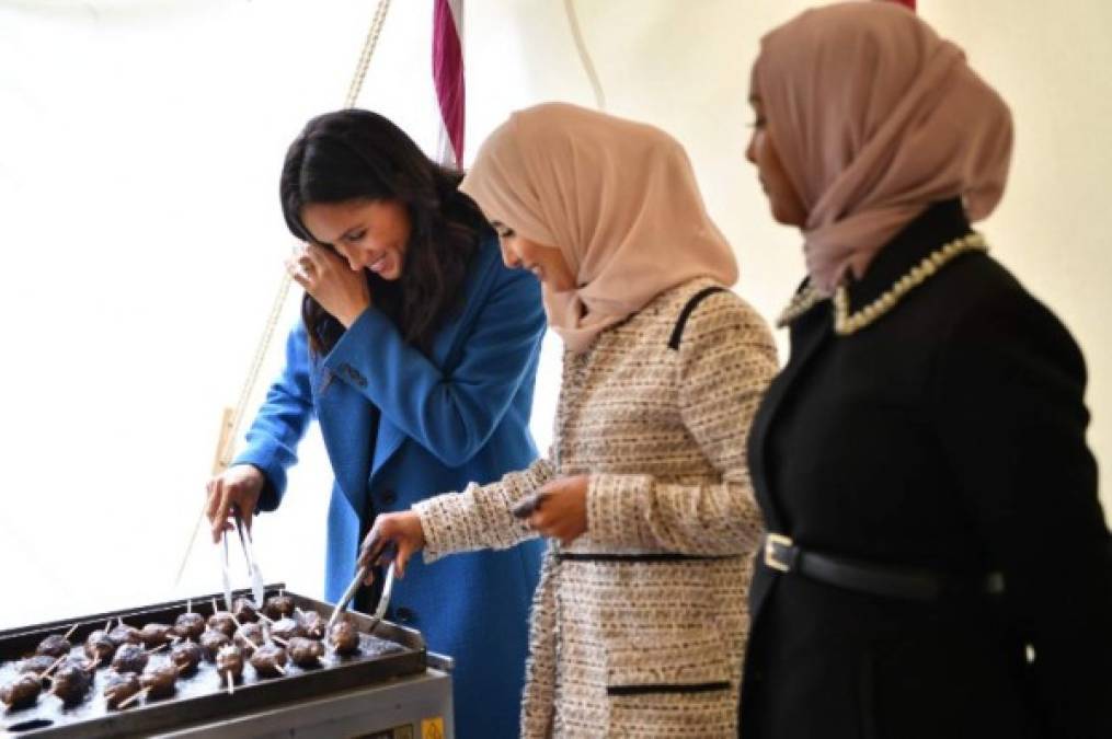 Este fue el lanzamiento oficial del recetario 'Together: Our Community Cookbook', cuyo fin es recaudar fondos para ayudar a las familias que se quedaron sin hogar tras el voraz incendio que destruyó la torre Grenfell en Londres, Inglaterra, el año pasado.