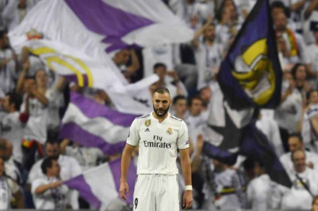 Aficionados del Real Madrid despidieron a su equipo con silbidos y eso hizo enfadar a los jugadores.