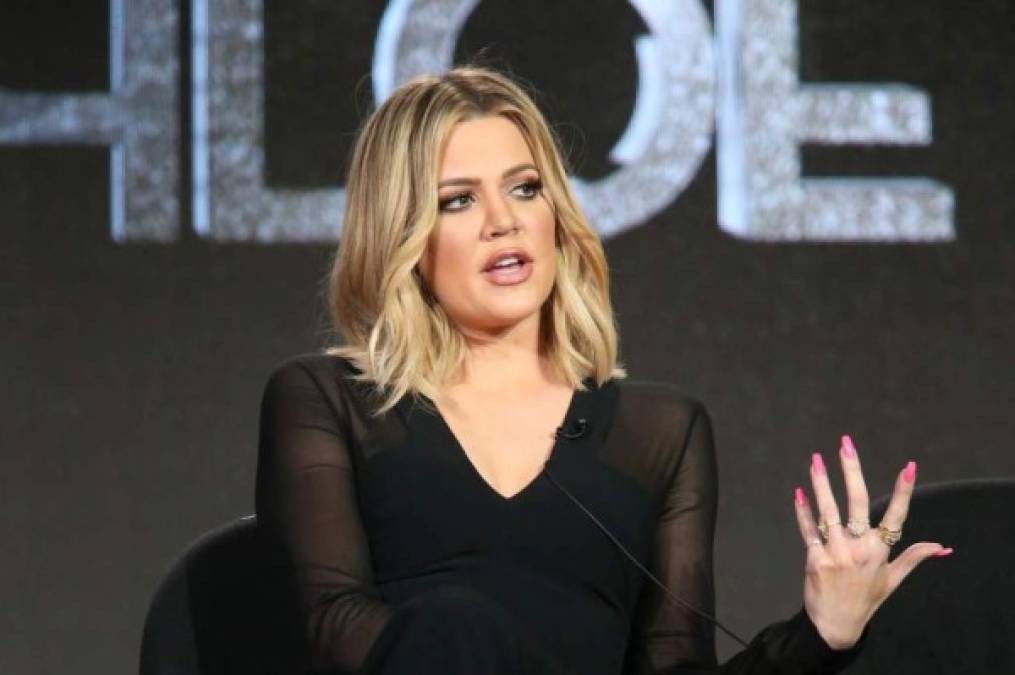 Khloe Kardashian es una socialité, empresaria, presentadora de televisión y modelo americana.