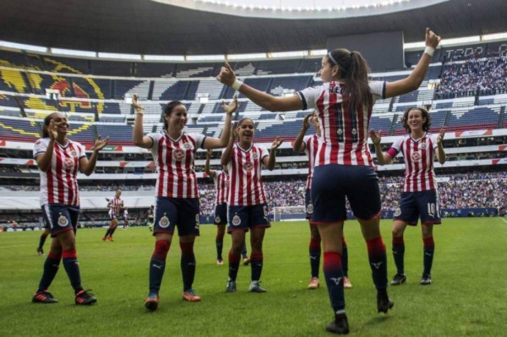 Norma Palafox llamó la atención de los aficionados no solo por sus goles, si no también por su sensual celebración.