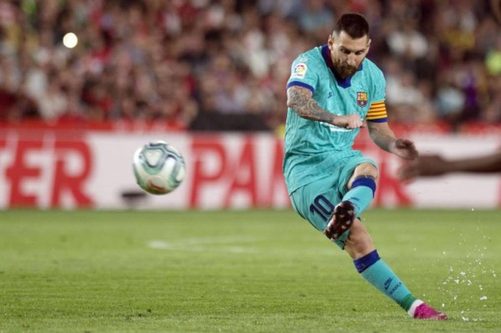 Messi no pudo hacer nada para cambiar el rumbo del partido que perdió el Barcelona.