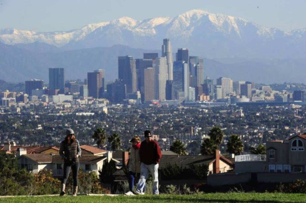 10. Los Ángeles, Estados Unidos. Es una de las únicas dos ciudades norteamericanas que están entre las más caras en cuanto a servicios públicos y ayuda doméstica.