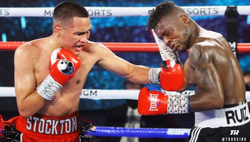 El boxeador hondureño Josec “Escorpión” Ruiz, cayó frente a su rival Gabriel Flores Jr de los Estados Unidos por la categoría de peso ligero (133 libras).
