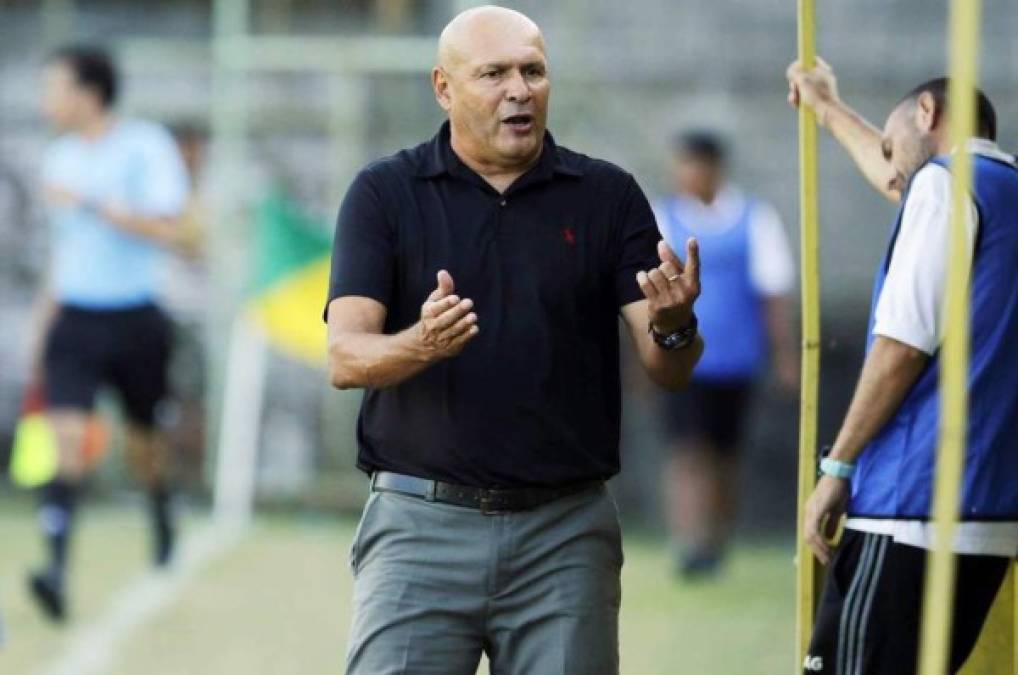 Wilmer Cruz: Según Deportes TVC, el entrenador hondureño es una opción para llegar nuevamente al banquillo del Honduras Progreso en la próxima campaña.