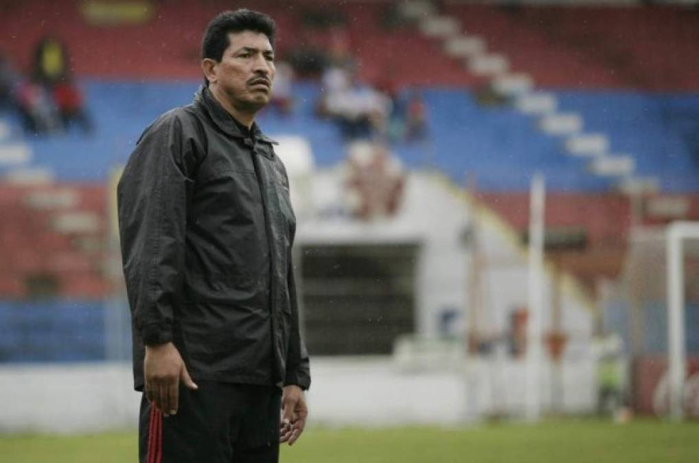 Carlos Martínez: El entrenador ha sido nombrado como nuevo DT de la Real Sociedad de Tocoa.