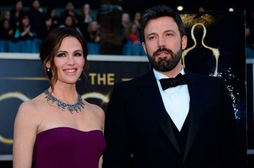 Affleck se casó un año después con Jennifer Garner, con quien comparte ahora tres hijos.