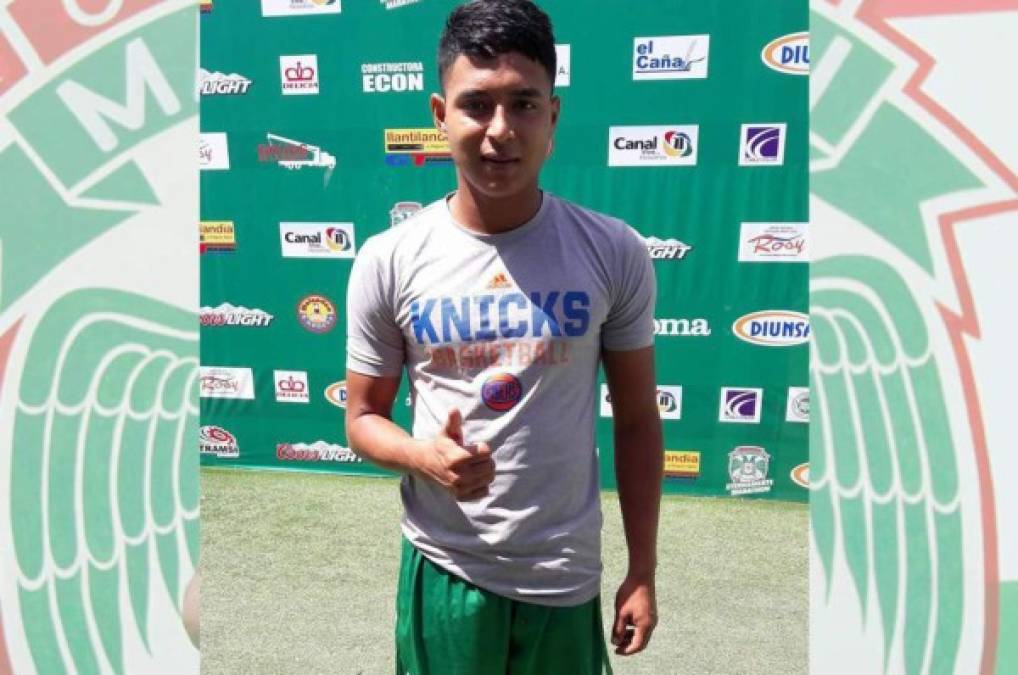 Erick Arias: El joven jugador hondureño mundialista con la Sub-17 y Sub-20 de Honduras, sigue a la espera de que se pueda oficializar su fichaje con el Marathón en donde ha estado entrenando desde ya varias semanas. Jugó con el FC Vilanova de Cataluña y en el ascenso en el torneo catracho con Comayagua FC