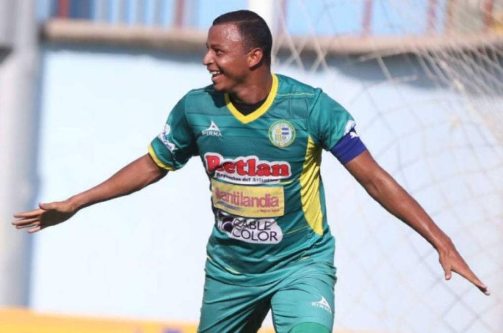 Carlos Ovidio Lanza: Delantero que es el goleador del Juticalpa FC. Con Pinto fue convocado en ciertas ocasiones.