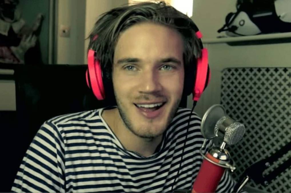 1. Felix Kjellberg, 'Pewdiepie', tiene 40 millones de seguidores en YouTube. El sueco de 25 años es el youtuber con mayores ingresos en el planeta, acumuló $12 millones en el último año, solo por hacer comentarios mientras juega videojuegos.