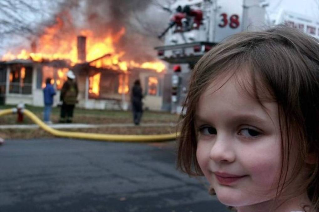 La protagonista del famoso meme de niña desastre (disaster girl) vendió la fotografía original como un NFT por 473,000 dólares, informaron medios estadounidenses.