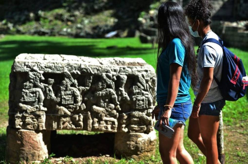 La civilización maya, que vivió en un área de 324.000 km2 en lo que hoy es el sur de México, Guatemala, Belice, El Salvador y Honduras, tuvo un centro político, civil y religioso en el Valle de Copán.