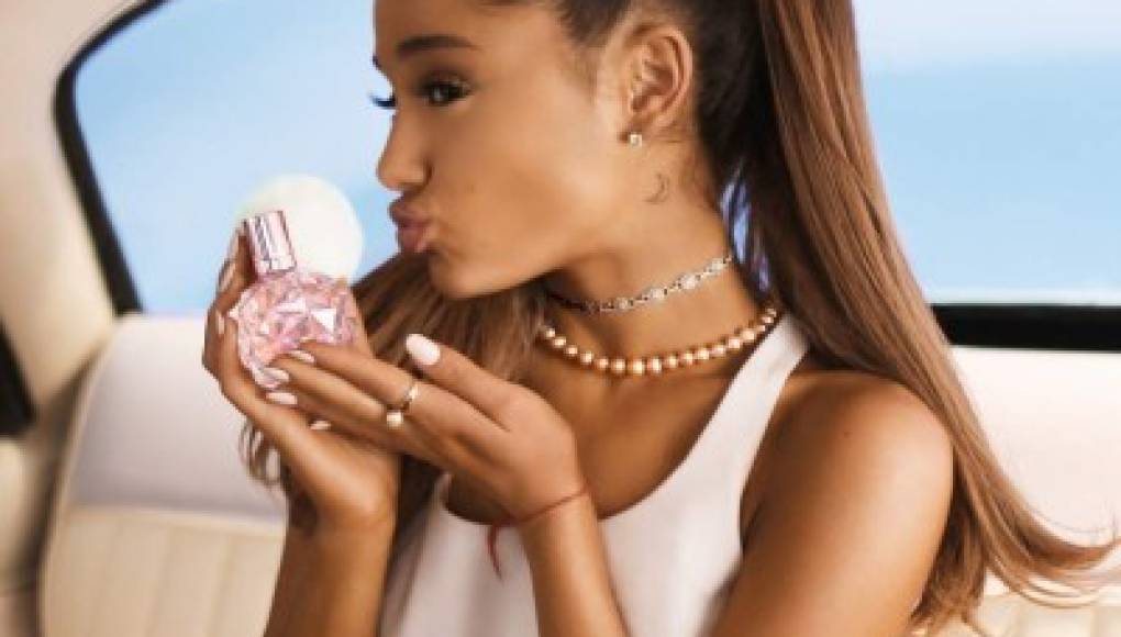 Ariana Grande lanza nuevo perfume