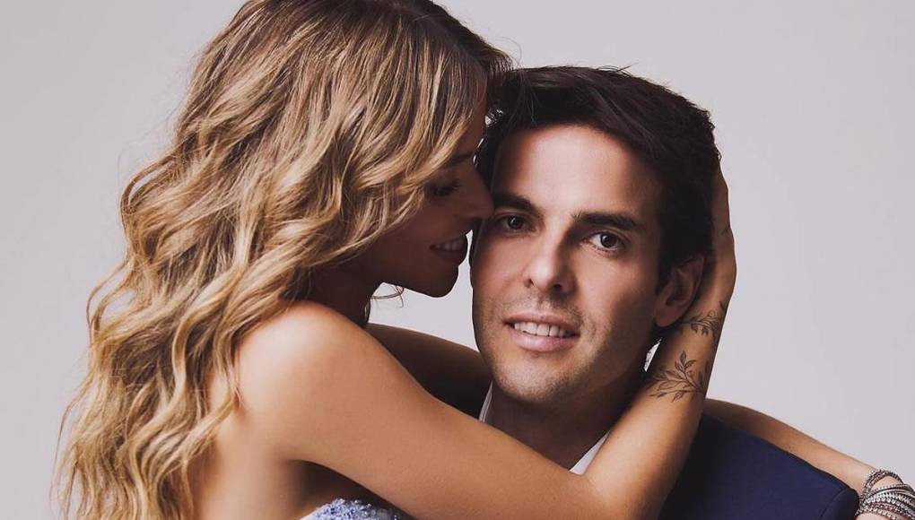 La vida amorosa de Kaká siguió adelante. En 2016, solo un año después de haberse divorciado de Caroline Celico, el exjugador empezó a salir con Carol Dias, una modelo brasileña que por ese entonces tenía 24 años.