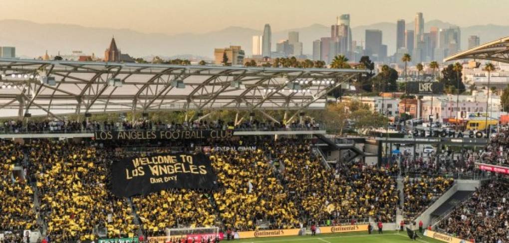 Otro que aparece en escena es el Los Ángeles FC (LAFC). El equipo angelino de la MLS intenaría juntar a Agüero con Carlos Vela, revelan en Argentina medios locales.