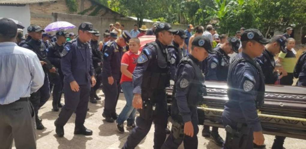 El agente de la Policía Nacional de Honduras murió el pasado miércoles después de ser atacado a balazos en el municipio de Catacamas, Olancho, zona oriental de Honduras.