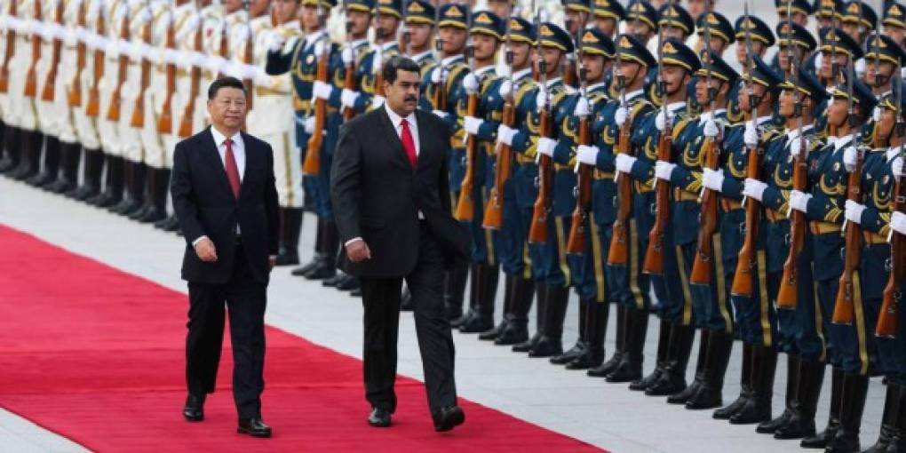 Maduro viajó a China a finales de 2018 para pedir el respaldo del presidente Xi Jinping, anticipando una mayor presión internacional. Xi no asistirá a la toma de posesión y enviará en su lugar al ministro de Agricultura y Asuntos Rurales de China, Han Changfu. <br/><br/>En tanto, la Unión Europea, llamó a una nueva elección 'libre y justa', y este jueves la Organización de Estados Americanos (OEA) tendrá una sesión extraordinaria sobre Venezuela.