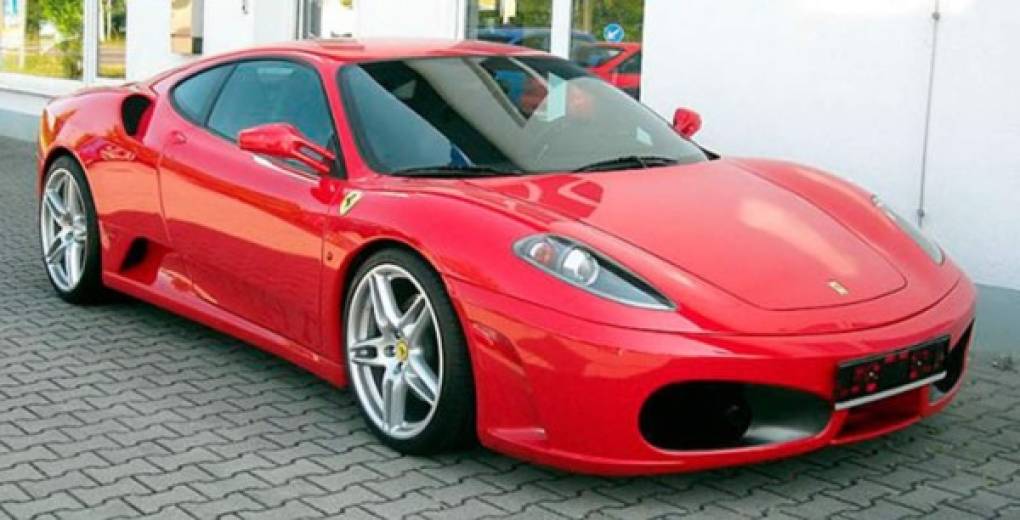 Ferrari F430 - 217.000 euros.