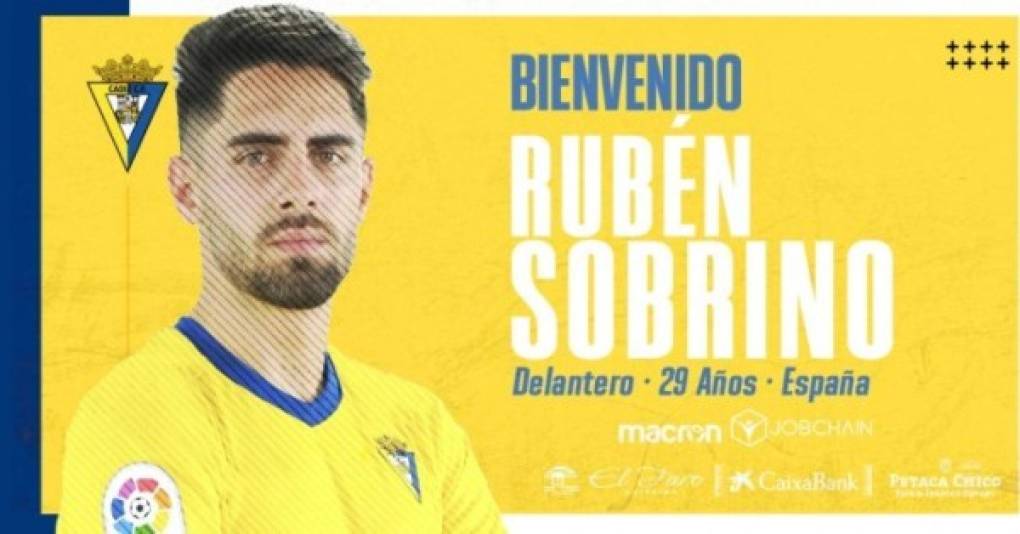 El Cádiz ha fichado al delantero Rubén Sobrino, firma hasta junio de 2024. El traspaso no tiene costo, pero el Valencia recibirá hasta 1.000.000 € en variables y el 50% de una futura venta. Foto Twitter Cádiz.