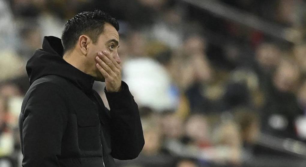Xavi reflejó con un rostro de mucha tristeza el mal momento del Barcelona.