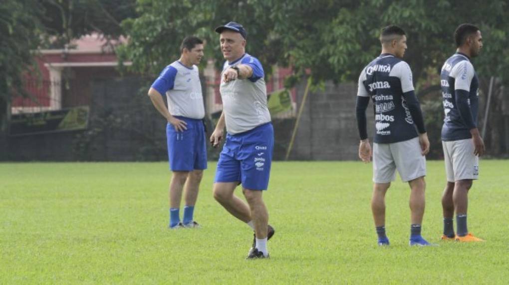 El seleccionador Fabián Coito hace una revolución en el 11 titular de Honduras para el duelo de esta noche ante Martinica por la Liga de Naciones de Concacaf. Conocé la alineación de la Bicolor.