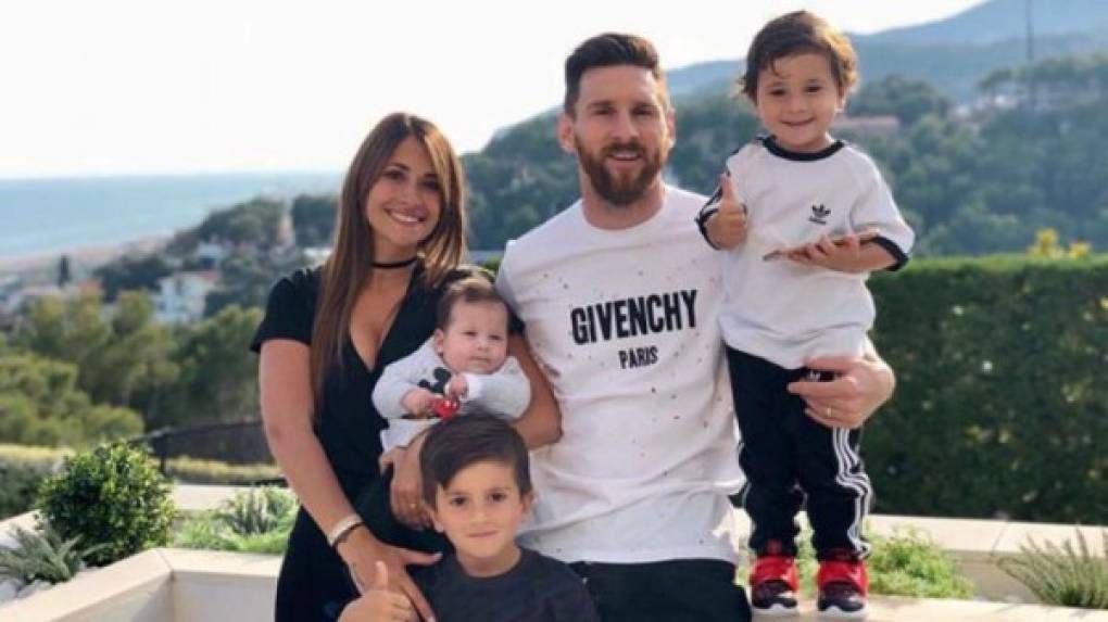 Lionel Messi arriba este día a sus 33 años de edad y hoy te contamos algunos de los secretos del crack argentino del FC Barcelona.