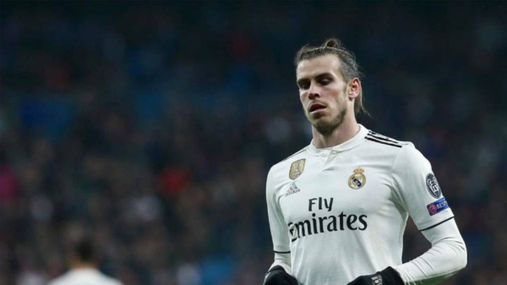Gareth Bale: El delantero galés ha sido dado de baja por Zidane, por lo que deberá de buscar otro club. 'Si se puede ir mañana, mejor, fueron algunas de las duras palabras del DT del Real Madrid al señalar que el atacante se tiene que ir del cuadro blanco.