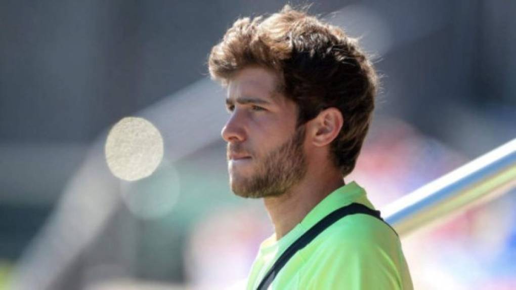 Sergi Roberto: Es otro de los futbolistas que aparece en la carpeta de bajas del Barcelona de cara a la próxima campaña. Foto AFP.