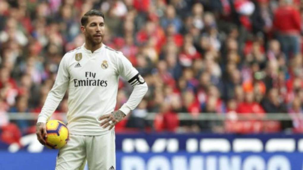 Sergio Ramos: El capitán del Real Madrid estará como uno de los defensores centrales.