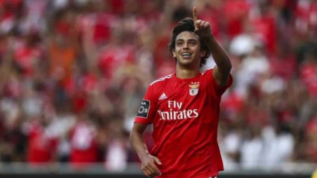 João Félix: El chico portugués de 19 años de edad brilla en el Benfica y Pep Guardiola lo quiere a como de lugar en el Manchester City .
