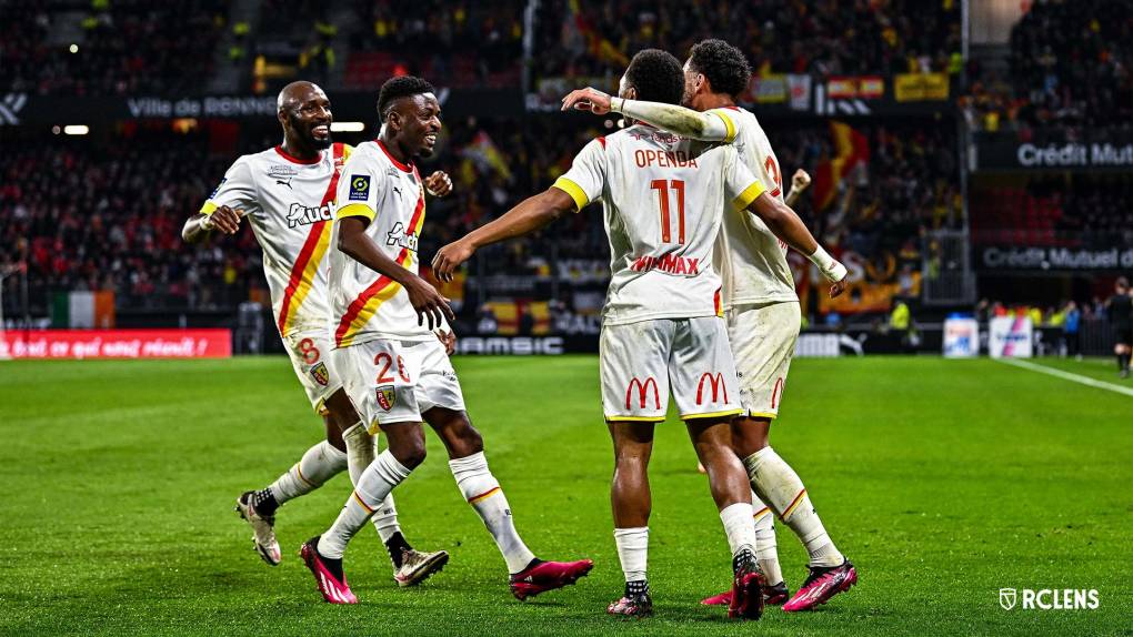 El Lens: Uno de los equipos sensación de la Ligue 1 de Francia que también ha puesto su mirada en Luis Palma. En la presente campaña son segundos solo por detrás del PSG.