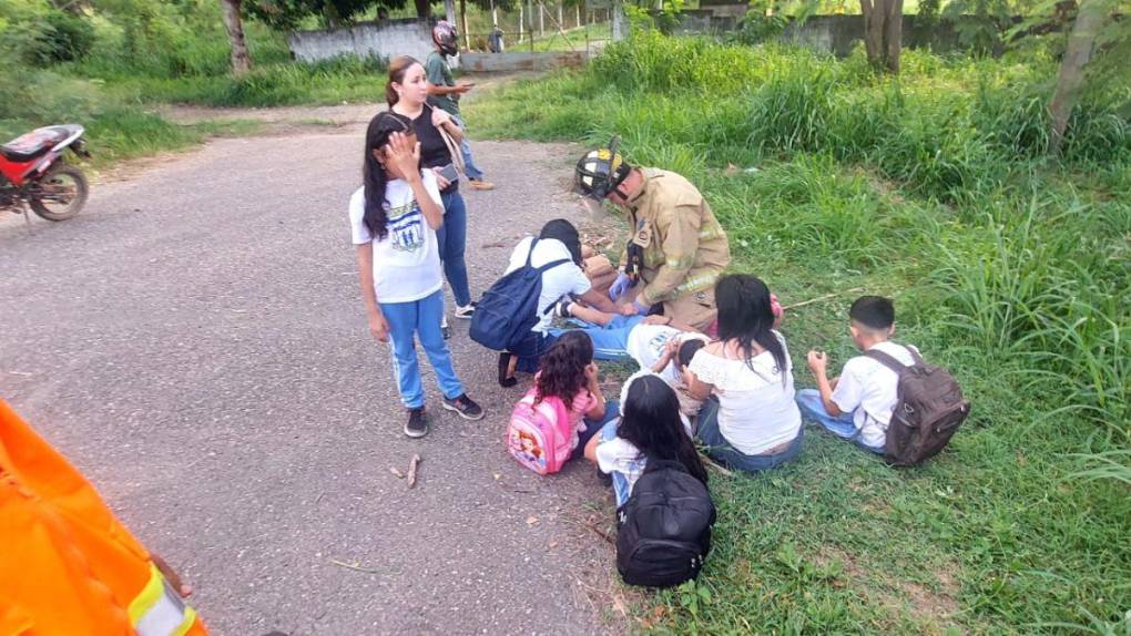 Al menos siete personas, entre ellos varios niños, resultaron heridas cuando viajaban desde Villanueva a San Pedro Sula.