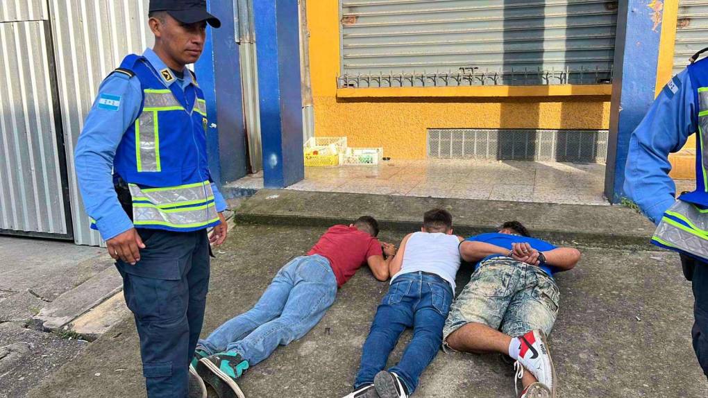 La muerte del togado, que respondía al nombre de Juan Carlos Lagos Cabus, y la del ayudante Jafed Orlando Urrutia Archaga, ocurrieron el 10 de febrero de este año, cuando asaltaron una unidad de transporte en el bulevar que conduce a El Progreso, a la altura de La Lima.