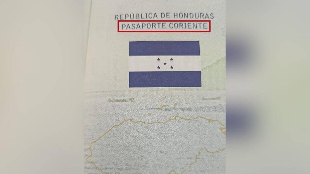 Burlas y descontento provocó un error ortográfico que aparece en el pasaporte hondureño, que, en una de sus primeras páginas, tiene escrito “coriente” en lugar de “corriente”. 