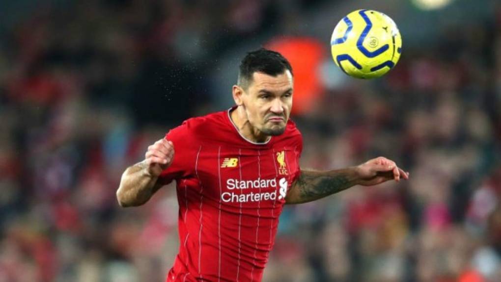 Dejan Lovren: El defensor croata de 30 años de edad estaría siendo vendido por el Liverpool de cara a la próxima campaña.